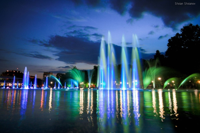 Пеещите фонтани в Пловдив отново работят