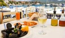 Новите цени в Гърция шокират първите туристи
