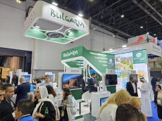 България участва с красив щанд на туристическото изложение в Дубай