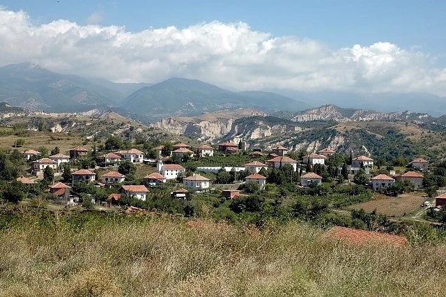 Първият селски музей в Пиринско в село Крупник