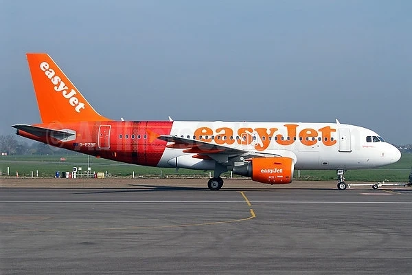 Самолет на EasyJet три часа се бави на летище София