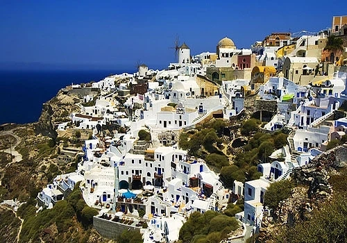 Данъчни проверки в гръцките курорти