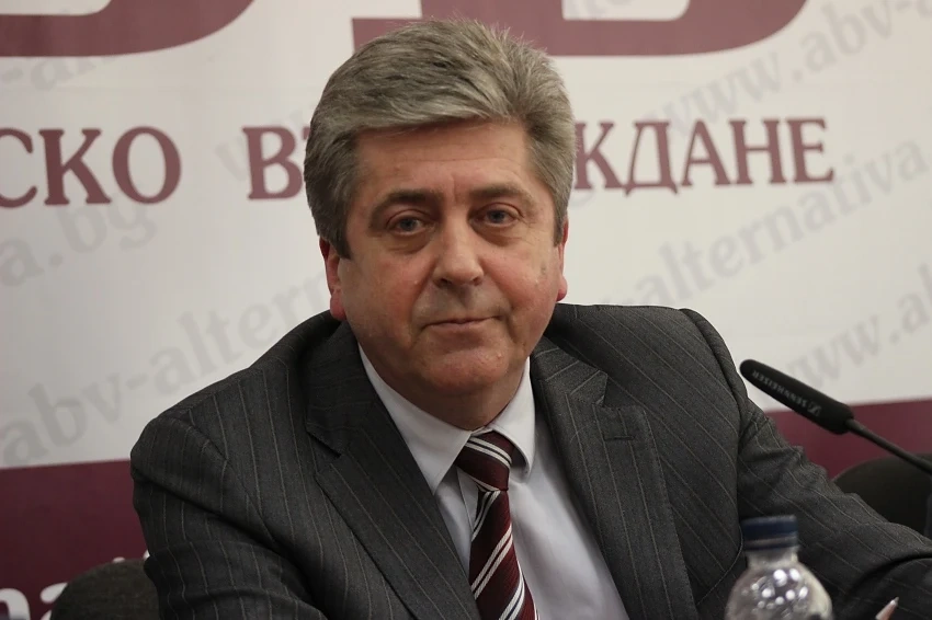 Първанов призна, че синът му купува хотел
