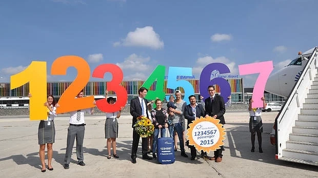 Жена от Щутгарт е 1234567-ят пътник на летище Варна