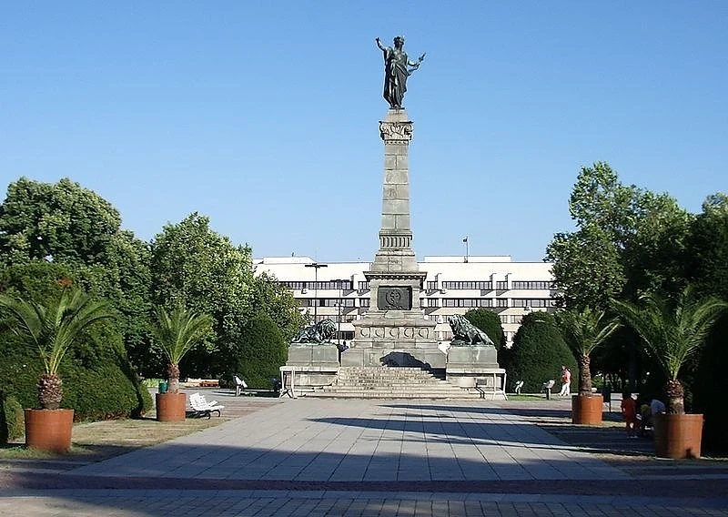 Отбелязват празника на плодородието в Русе