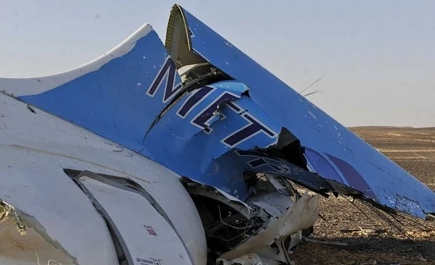 Взрив на борда на А321 е най-вероятната причина за катастрофата