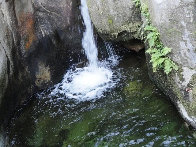 Костенски водопад