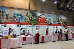 Отваря врати Коледен базар в Интер Експо Центъра в София