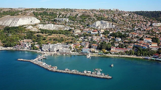 Над 100 туристически обекта трябва да бъдат прекатегоризирани в община Балчик 