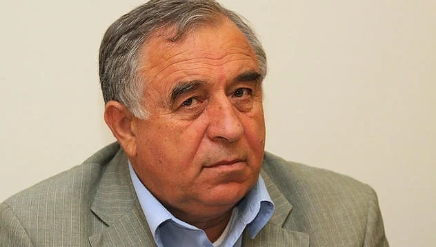 Благой Рагин: С даването на категория ще бъдат определени тавани на цените на чадъри и шезлонги