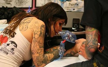 България привлича чужденци за Tattoo туризъм