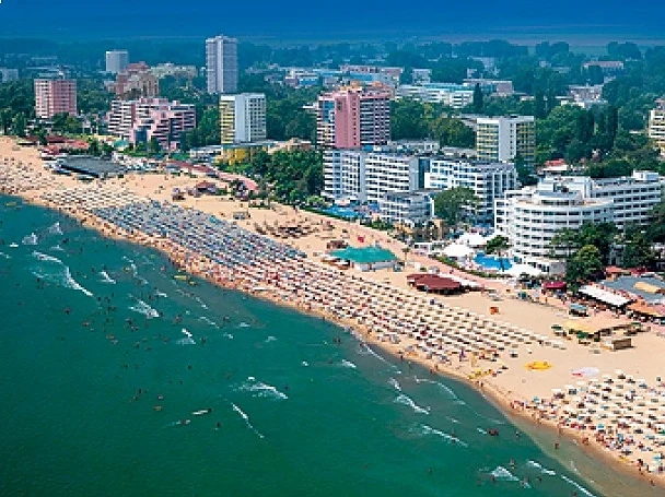 Заведенията по морето негодуват от проверките   