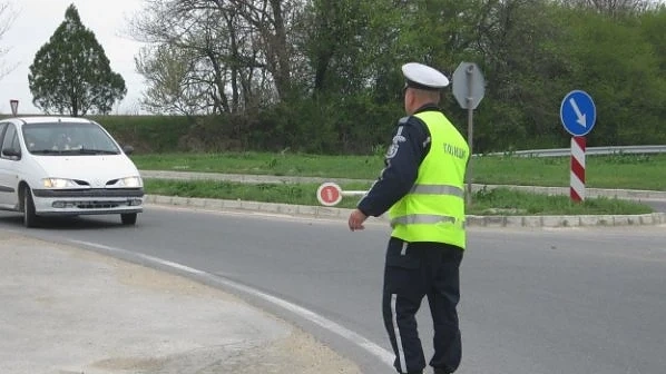 КАТ засилва контрола по пътищата през празниците
