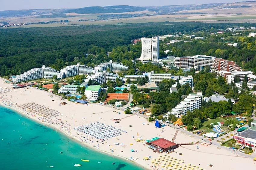 \"Албена\" ще посрещне над 2000 туристи през Великденските празници