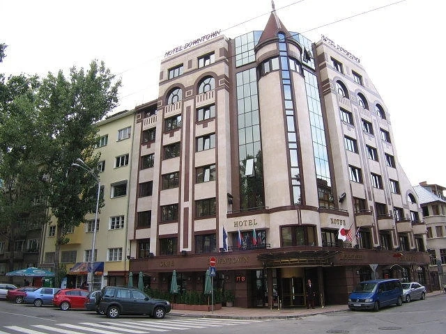 Собственикът на Downtown с имоти из цяла Европа 
