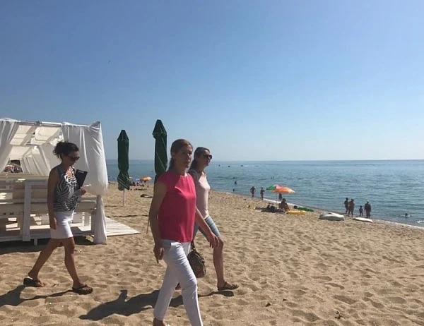 Затварят три заведения на плажа „Кабакум централен“