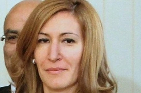 Николина Ангелкова ще валидира пощенска марка