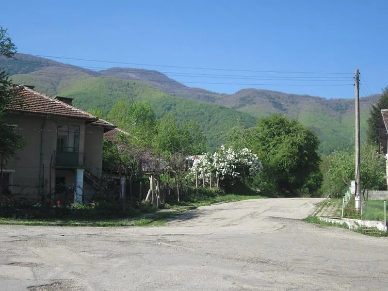 Възражда се интересът към българските села
