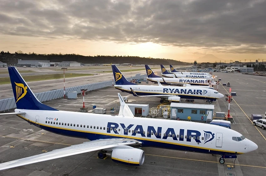 RyanAir ще отменя до 50 полета всеки ден