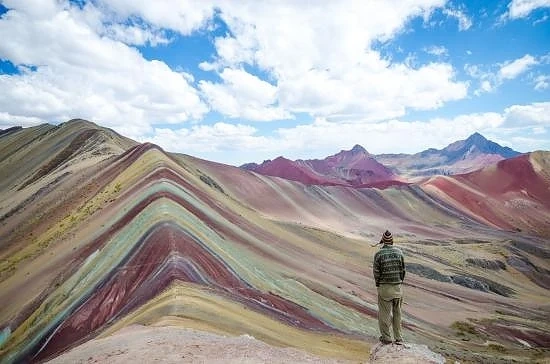 Запомнящата се планина (Rainbow Mountain) в Перу  
