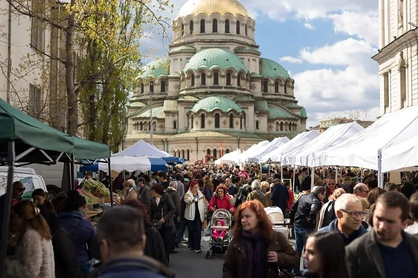 Коледният фермерски пазар в София ще се проведе на 17 декември 