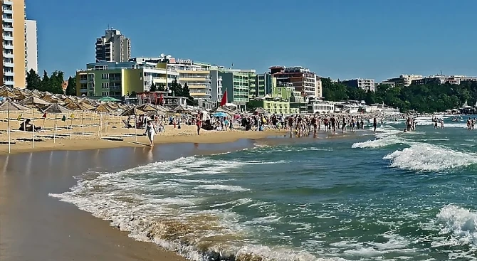 Чешки, румънски и полски полицаи ще патрулират по морето 