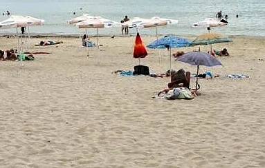 Открити са процедури за предоставяне на концесии на три морски плажа 