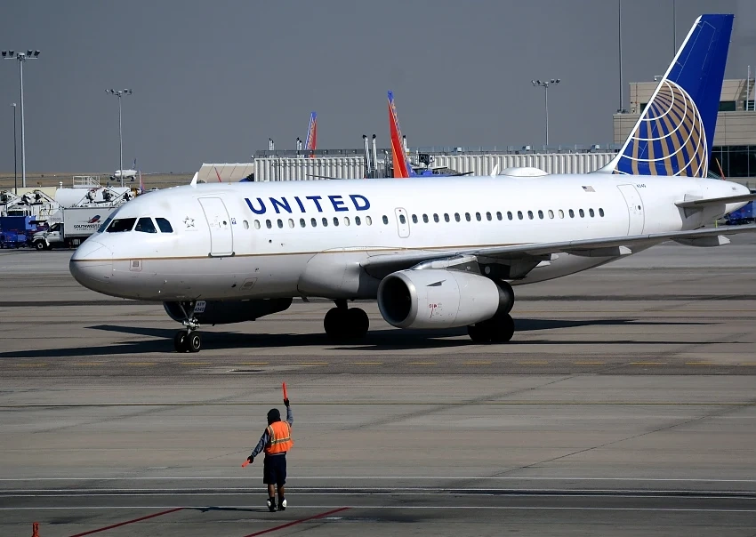 United вади от менюто доматения сок 