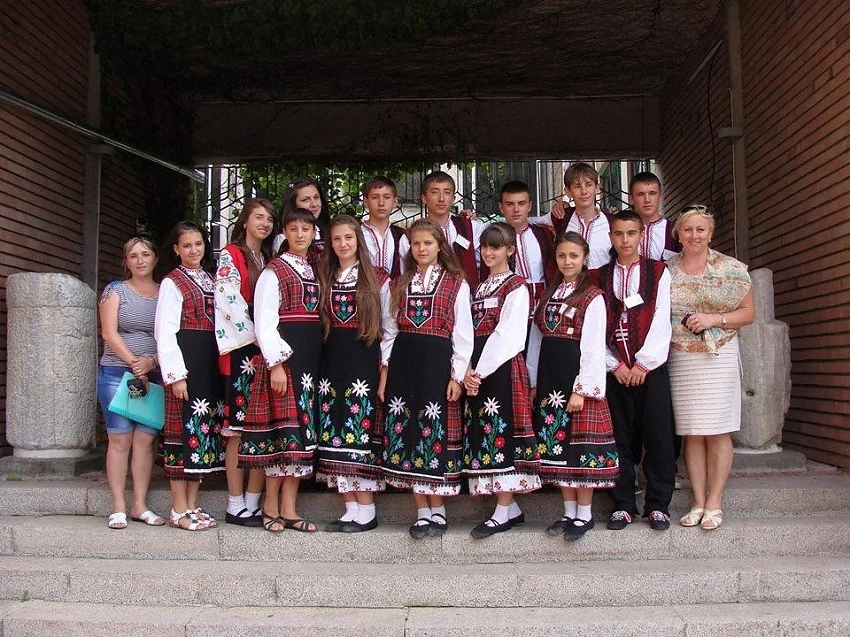 Фолклорен фестивал край Плиска
