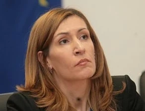 Ангелкова се среща с туристическия бранш в Бургас 