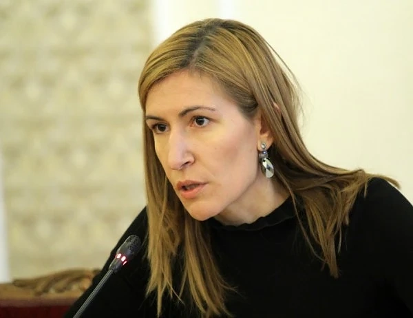 Ангелкова: На Витоша ще се подменят само лифтове, друго строителство няма да има