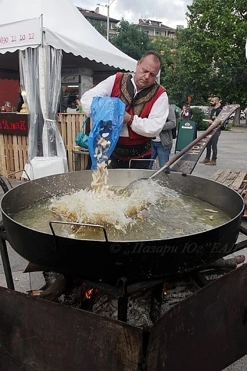 Пазари Юг правят първия БГ пазар 