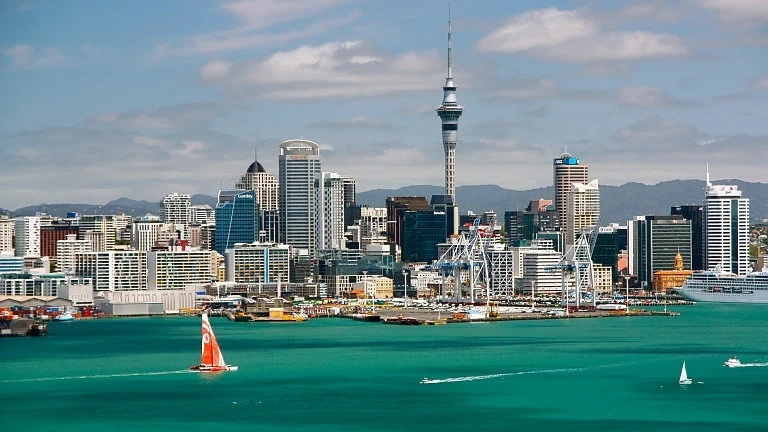 В Нова Зеландия скоро туристите ще бъдат повече от населението 