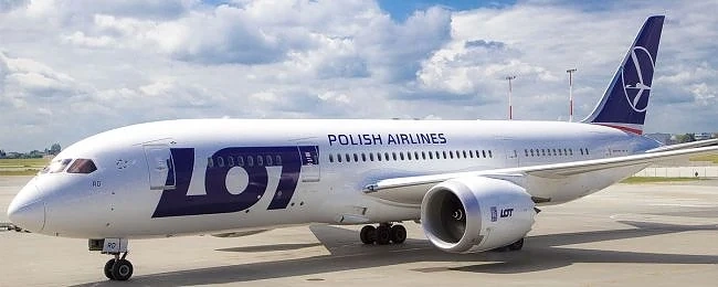 LOT набира пилоти и кабинен състав