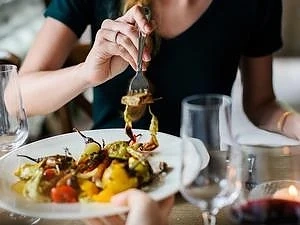 Как да защитим правата си в ресторанта и да запазим доброто настроение?