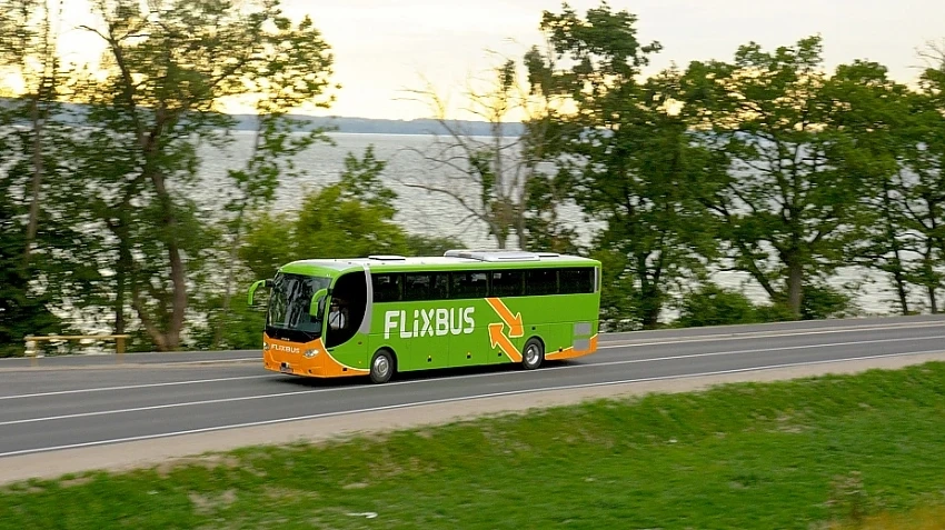 FlixBus удвоява директните дестинации от България