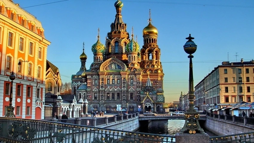Посещаваме Санкт Петербург с електронна виза