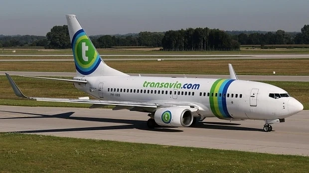 Самолет на Transavia опита да излети от пътека за рулиране