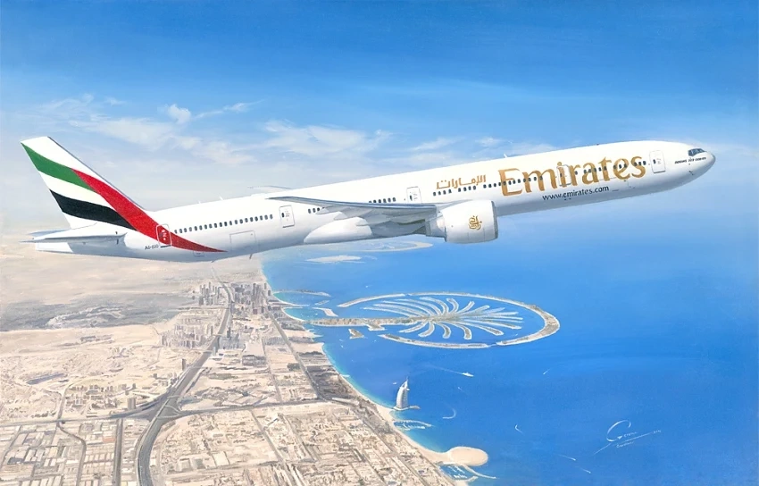 Барът в първа класа на Emirates, покрит с кристали (снимка)