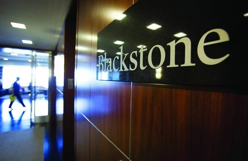 Американския Blackstone придобива пет гръцки хотела