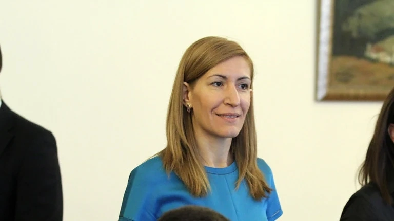 Николина Ангелкова проведе работна среща в Лондон с министъра на туризма на Египет д-р Рания Ал-Машат