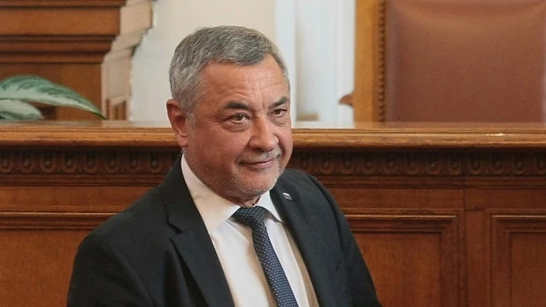 Валери Симеонов обвини Министерството на туризма в опит за налагане на диктат