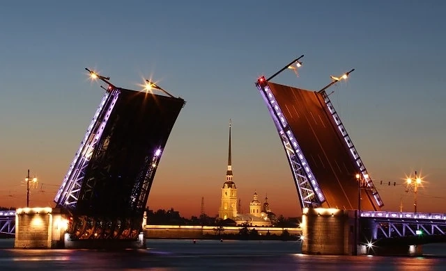 Защо трябва да посетите Санкт Петербург
