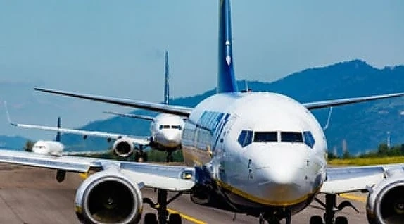 \"Боинг\" спира производството на 737 Max