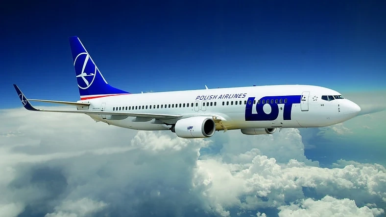 Авиокомпания LOT купува германската Condor