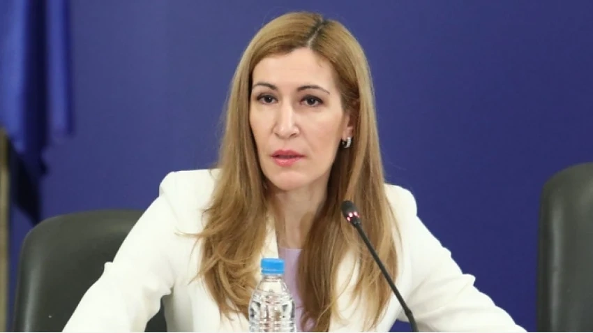 Ангелкова: Най-рано от август месец може да очакваме руски туристи
