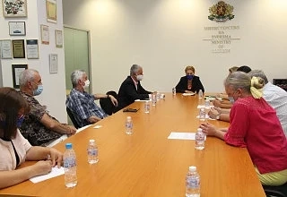 Вицепремиерът Николова пред Асоциацията на екскурзоводите в България: Търсим решения за подпомагане на заетите в сектора
