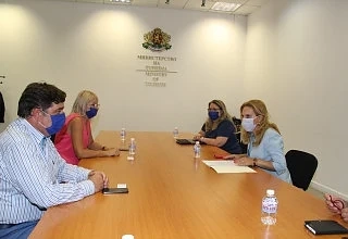 Вицепремиерът Марияна Николова проведе работна среща с ръководството на „България Ер“