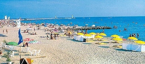 Френски курорт пламна с COVID-19