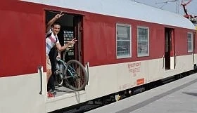 БДЖ пусна специален вагон за превоз на велосипеди за състезанието „Дунав Ултра” 